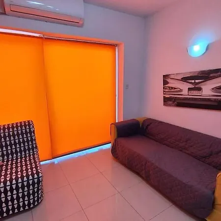Apartment Beautiful Seaside Penthouse By Balluta Bay