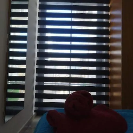 Beautiful Seaside Penthouse By Balluta Bay * סליאמה